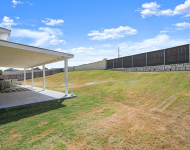 5521 Sacra Cv - Photo Thumbnail 25