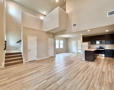202 Elm Branch Trl - Photo Thumbnail 5