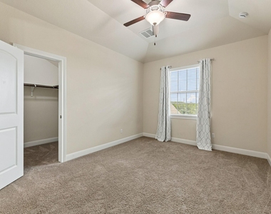 235 Senna Dr - Photo Thumbnail 32