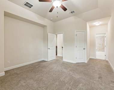 235 Senna Dr - Photo Thumbnail 24