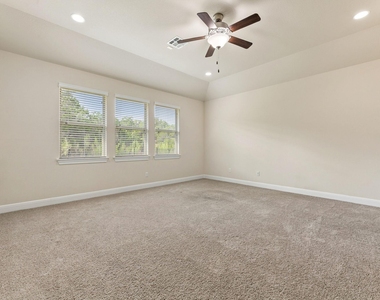 235 Senna Dr - Photo Thumbnail 27