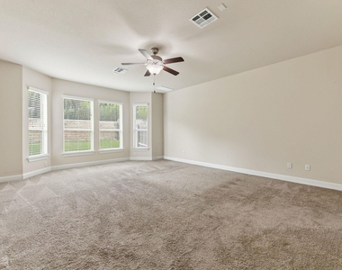 235 Senna Dr - Photo Thumbnail 18