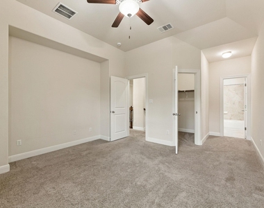 235 Senna Dr - Photo Thumbnail 25