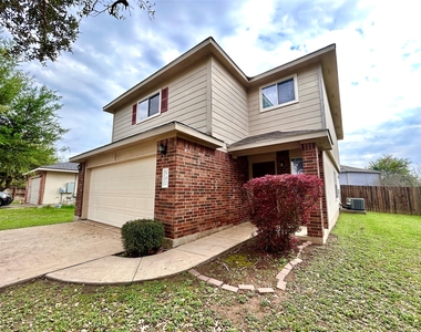 102 Adame Ln - Photo Thumbnail 1