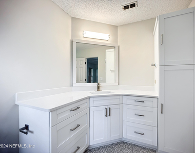 5509 Bloomwood Court - Photo Thumbnail 33