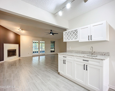 5509 Bloomwood Court - Photo Thumbnail 7