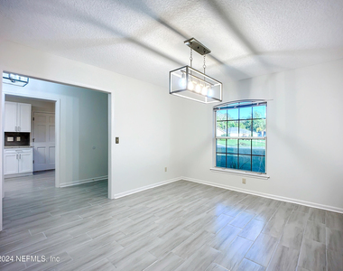 5509 Bloomwood Court - Photo Thumbnail 6