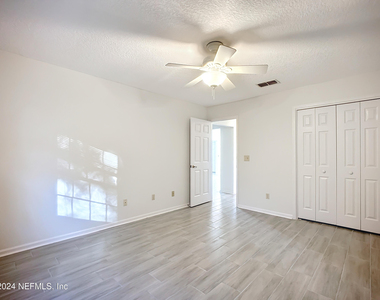 5509 Bloomwood Court - Photo Thumbnail 26