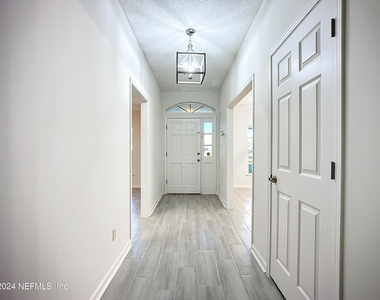 5509 Bloomwood Court - Photo Thumbnail 16