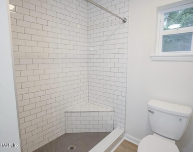 44259 Artesian Boulevard - Photo Thumbnail 12