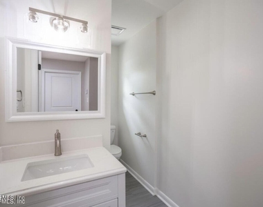 44259 Artesian Boulevard - Photo Thumbnail 18