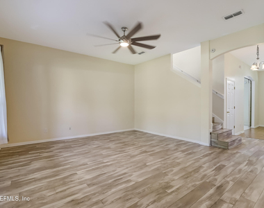 8391 Candlewood Cove Trail - Photo Thumbnail 13