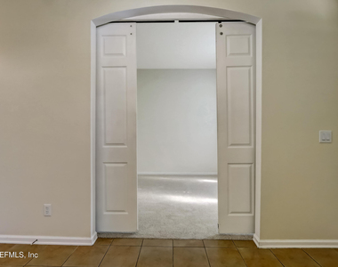 8391 Candlewood Cove Trail - Photo Thumbnail 6