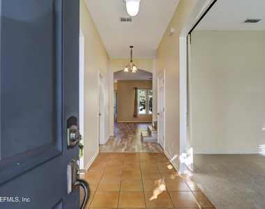 8391 Candlewood Cove Trail - Photo Thumbnail 4