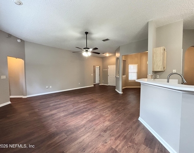8095 Tessa Terrace E - Photo Thumbnail 16