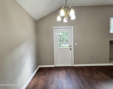 8095 Tessa Terrace E - Photo Thumbnail 13