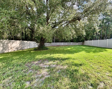 8095 Tessa Terrace E - Photo Thumbnail 29