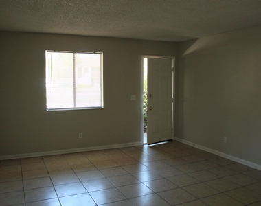 5136 Westchase Court - Photo Thumbnail 3