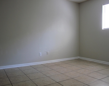 5136 Westchase Court - Photo Thumbnail 7