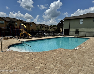 617 Drake Bay Terrace - Photo Thumbnail 25