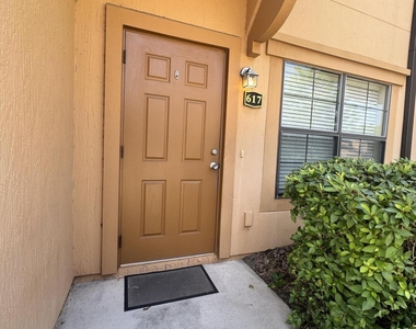 617 Drake Bay Terrace - Photo Thumbnail 2