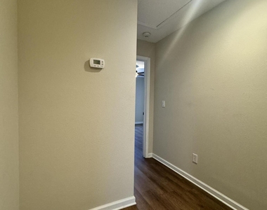617 Drake Bay Terrace - Photo Thumbnail 10