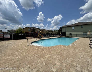 617 Drake Bay Terrace - Photo Thumbnail 28