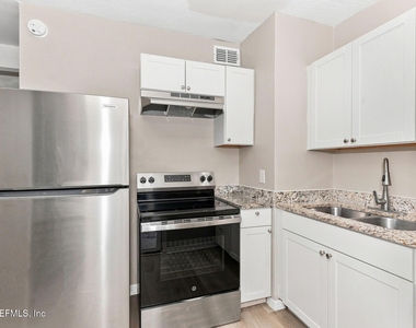 6132 Ardisia Road - Photo Thumbnail 3