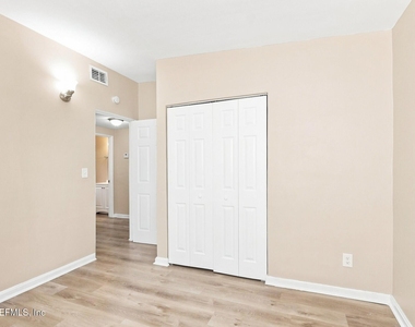 6132 Ardisia Road - Photo Thumbnail 11