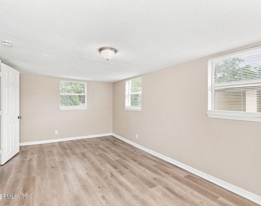 6132 Ardisia Road - Photo Thumbnail 2