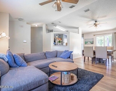 8278 Sailmaker Lane - Photo Thumbnail 4