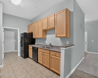 13851 Herons Landing Way - Photo Thumbnail 9