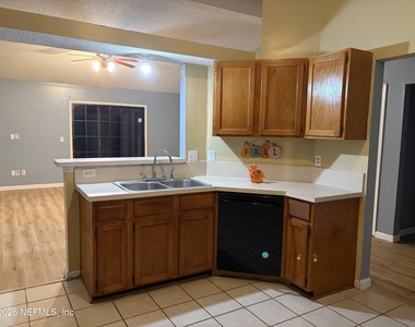 8280 Rocky Creek Drive - Photo Thumbnail 26