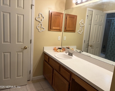 8280 Rocky Creek Drive - Photo Thumbnail 19