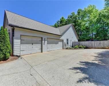 5019 Weatherstone Drive - Photo Thumbnail 29