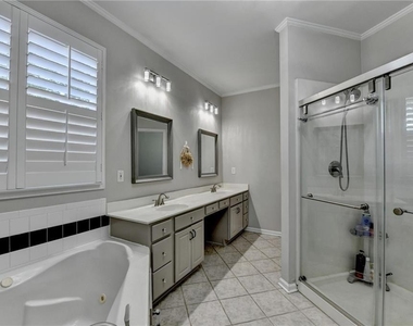 5019 Weatherstone Drive - Photo Thumbnail 23