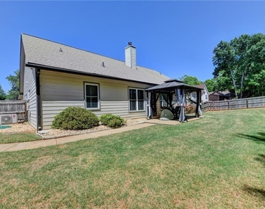 5019 Weatherstone Drive - Photo Thumbnail 30