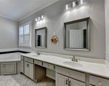 5019 Weatherstone Drive - Photo Thumbnail 21