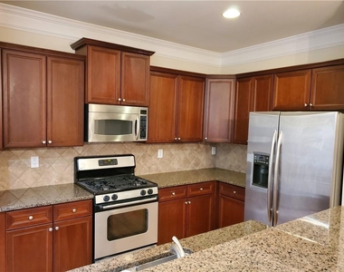 6153 Briggs Way - Photo Thumbnail 7