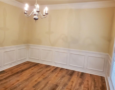 6153 Briggs Way - Photo Thumbnail 3