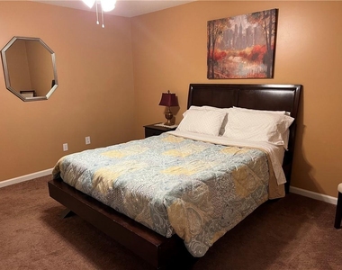 1100 Country Club Place Nw - Photo Thumbnail 13