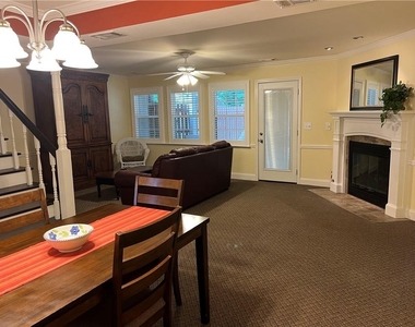 1100 Country Club Place Nw - Photo Thumbnail 9
