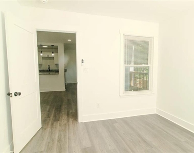 4589 Orchid Drive - Photo Thumbnail 10