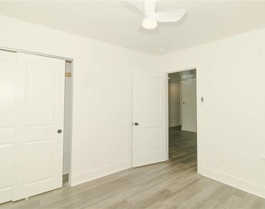 4589 Orchid Drive - Photo Thumbnail 7