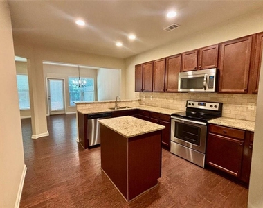 1344 Brookmere Way - Photo Thumbnail 6