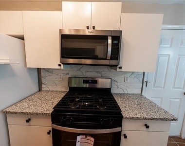 3820 Oak Park Drive - Photo Thumbnail 10