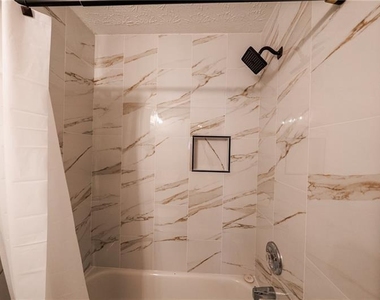 3820 Oak Park Drive - Photo Thumbnail 30
