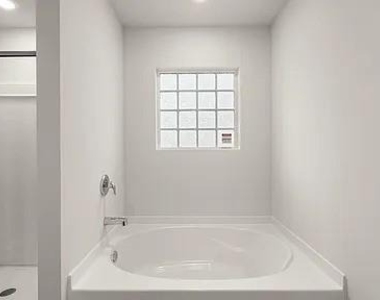 46 Biltmore Place - Photo Thumbnail 11