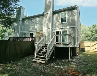 1221 Oak Forest Court Sw - Photo Thumbnail 14