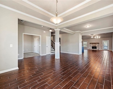 540 Brookside Lane - Photo Thumbnail 5